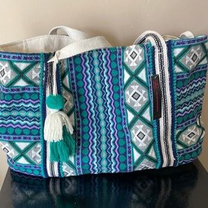 No Boundaries Women's Woven Beach Tote Bag Mint Tribal